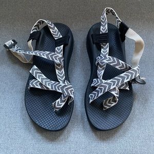 BRAND NEW Chaco sandals